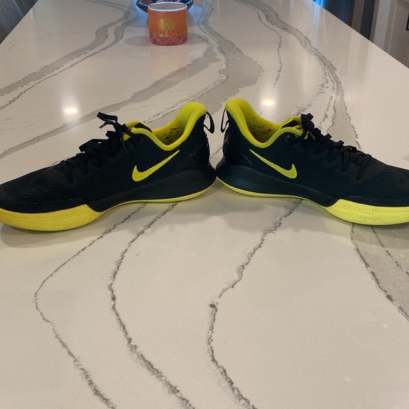 Kobe Focus Mamba! Black size 8.5, Nike AJ5899-001 - Picture 1 of 10